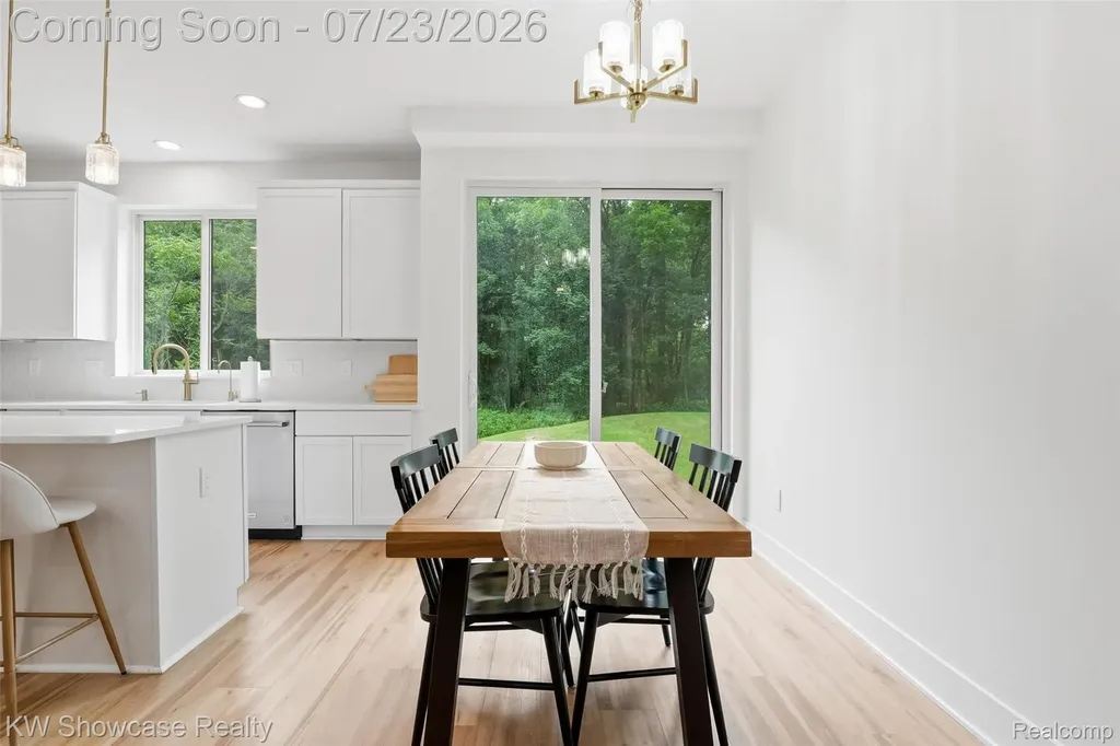 9725 Copper Ridge Drive Handy Township MI 48836