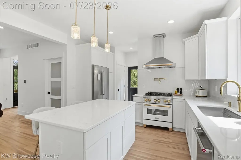 9725 Copper Ridge Drive Handy Township MI 48836