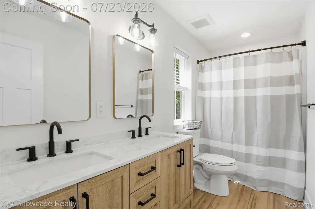 9725 Copper Ridge Drive Handy Township MI 48836