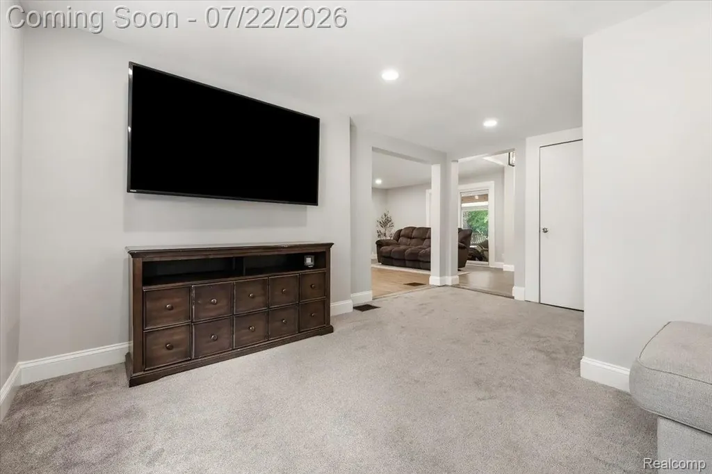 16036 Worden Road Groveland Township MI 48442