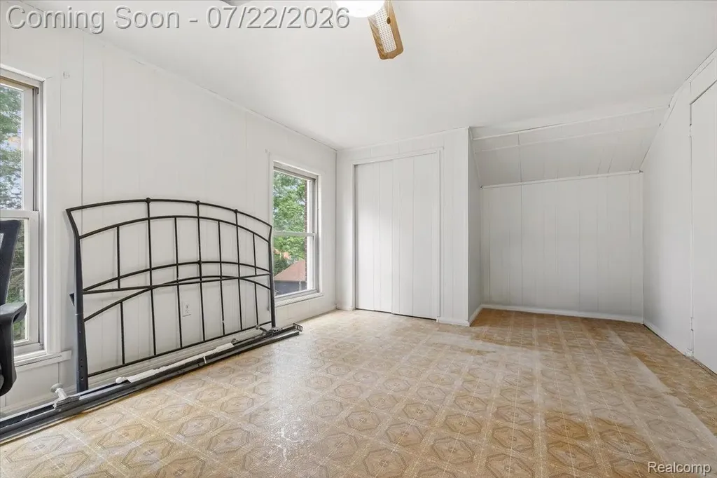 16036 Worden Road Groveland Township MI 48442