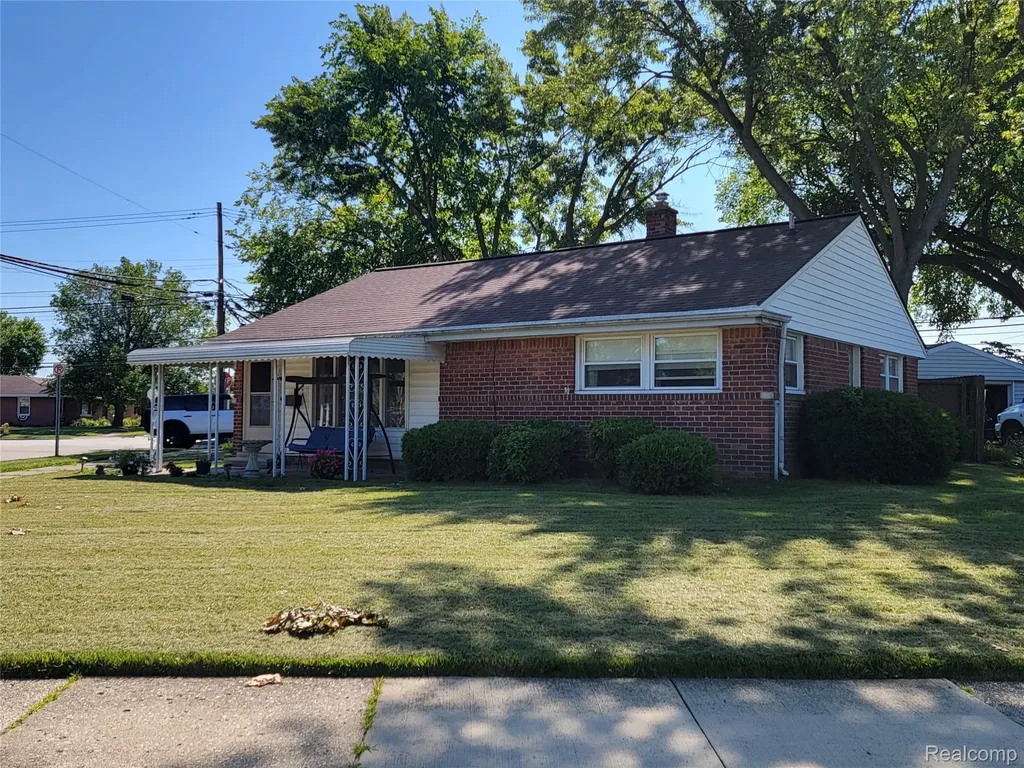 18511 Wendy Riverview City MI 48193