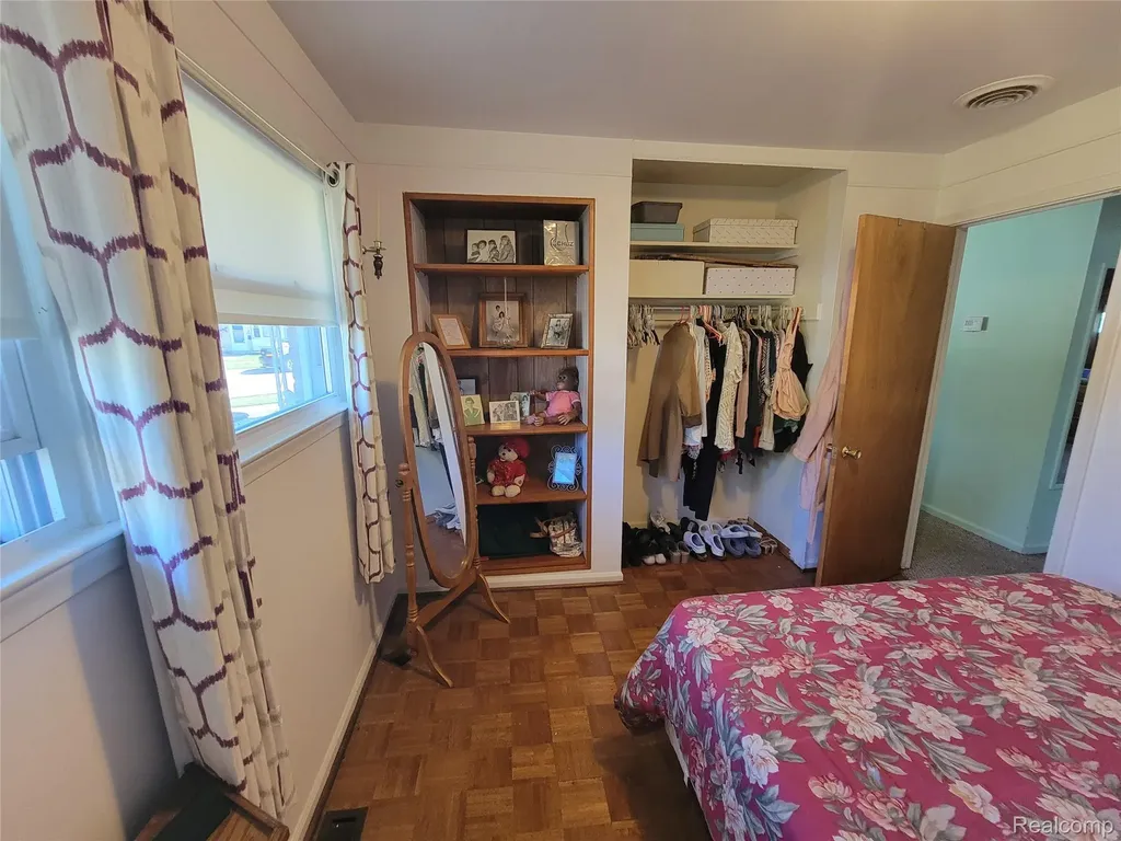 18511 Wendy Riverview City MI 48193