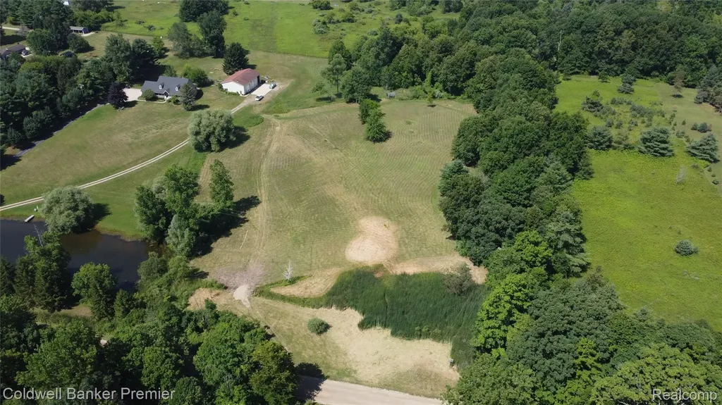3975 Hagerman Road Addison Township MI 48367