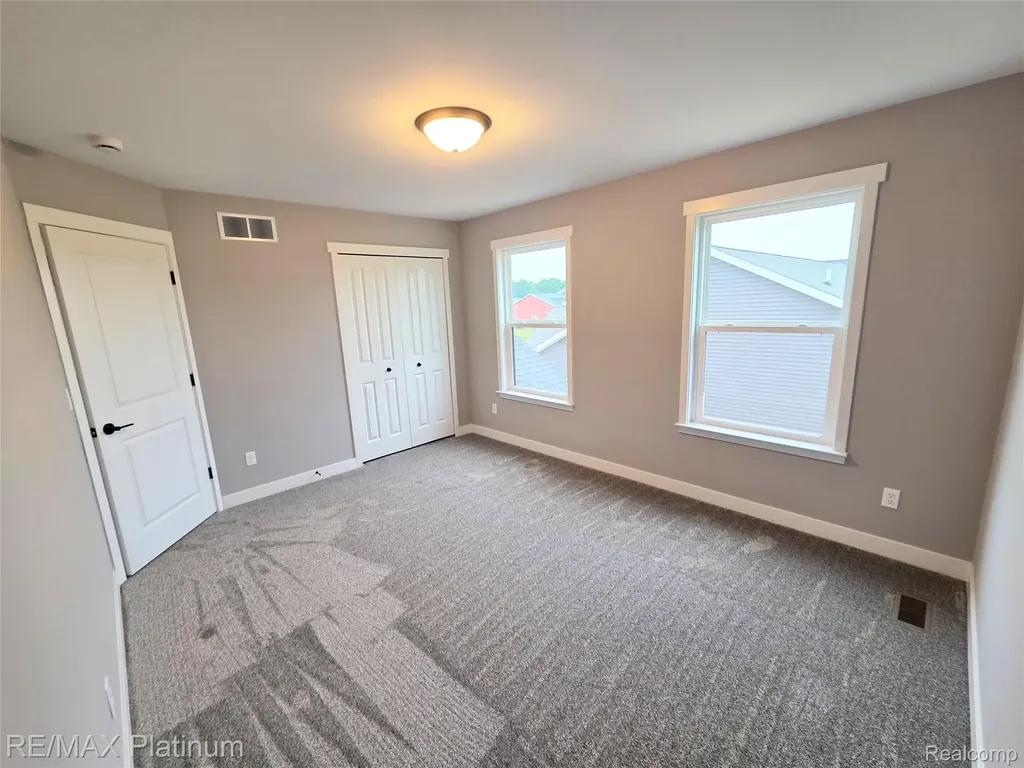 6254 Brook Stone Lane Fenton Charter Township MI 48451