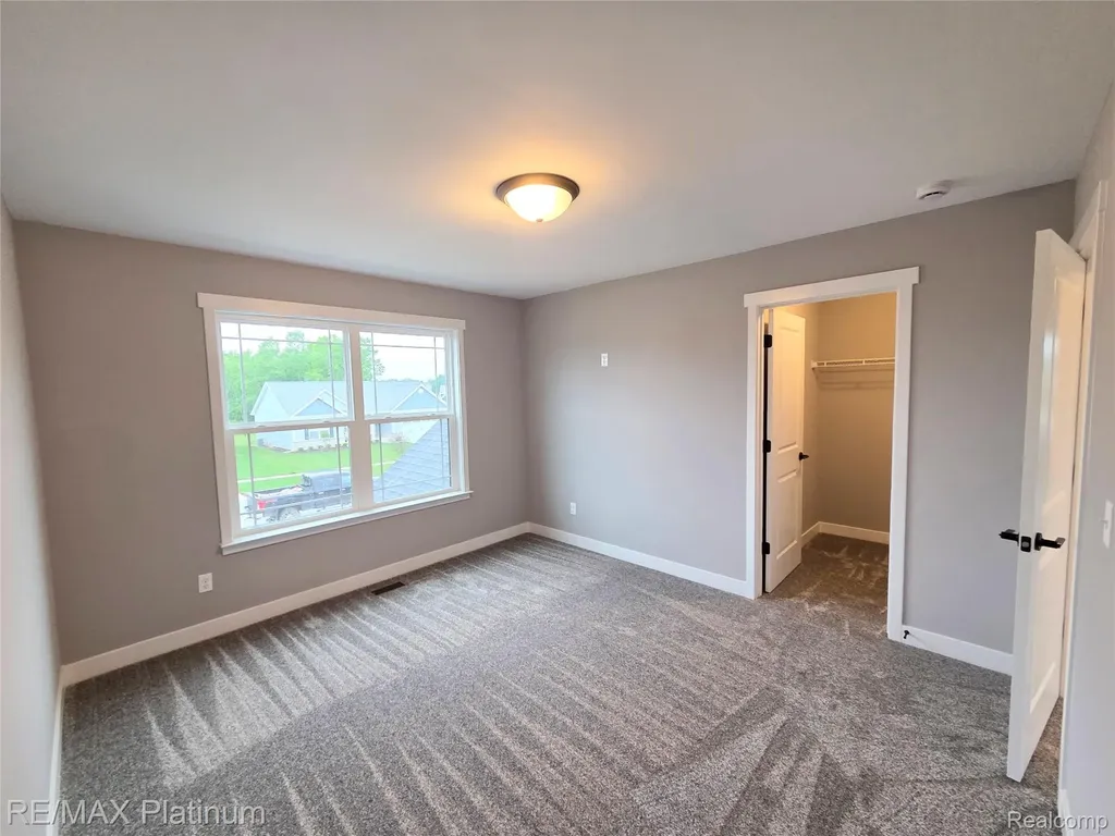 6254 Brook Stone Lane Fenton Charter Township MI 48451