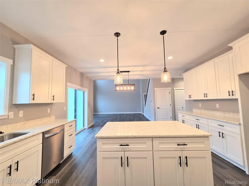 6254 Brook Stone Lane Fenton Charter Township MI 48451