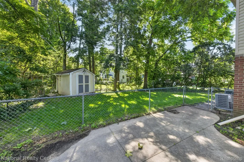 1905 Steere Place Ann Arbor City MI 48104