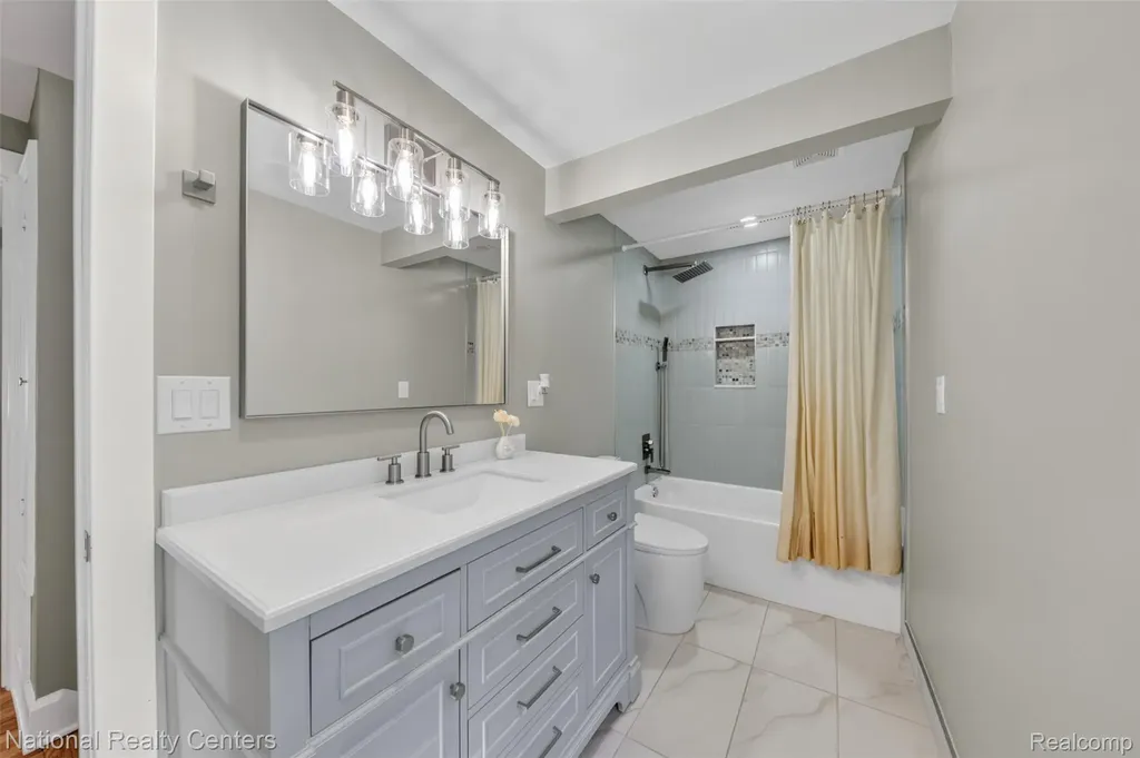 1905 Steere Place Ann Arbor City MI 48104