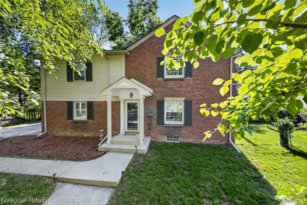 1905 Steere Place Ann Arbor City MI 48104