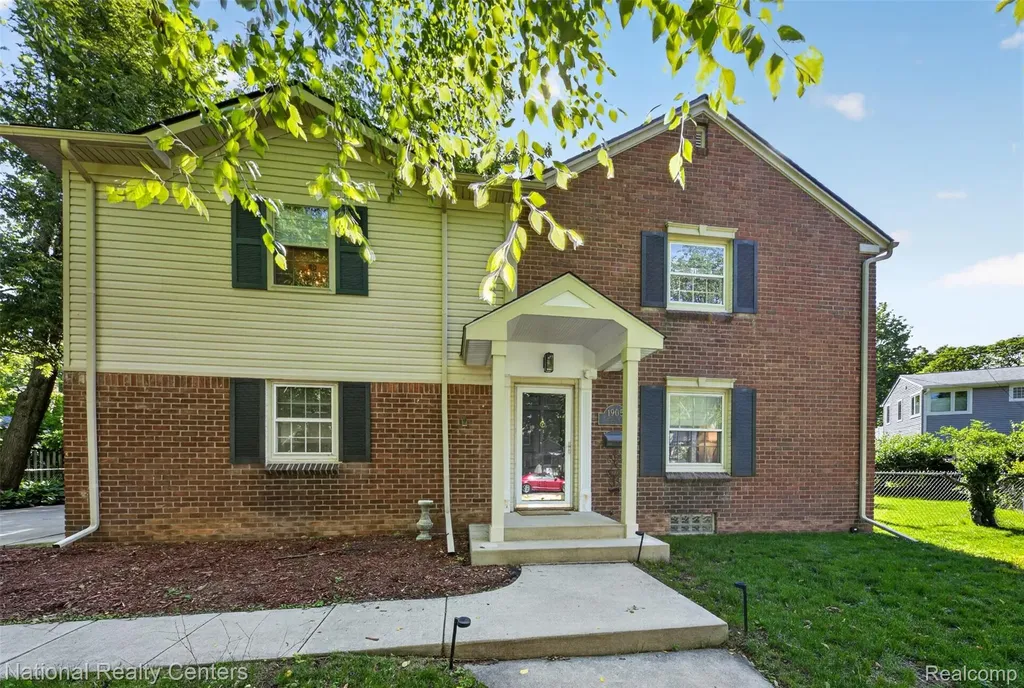 1905 Steere Place Ann Arbor City MI 48104