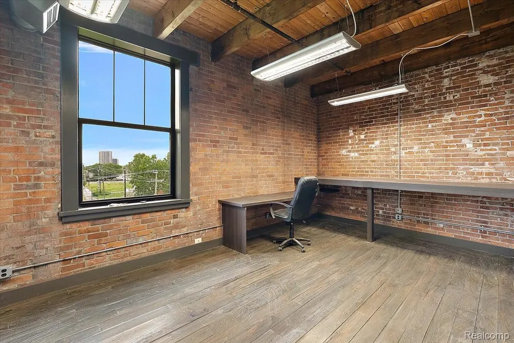 2630 Charlevoix Street Detroit City MI 48207