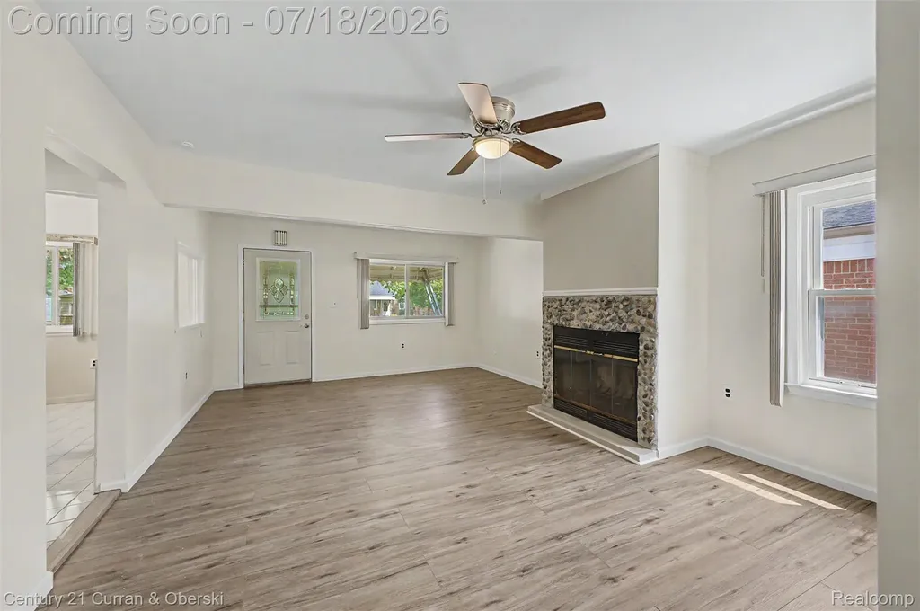 4124 Jackson Street Dearborn Heights City MI 48125