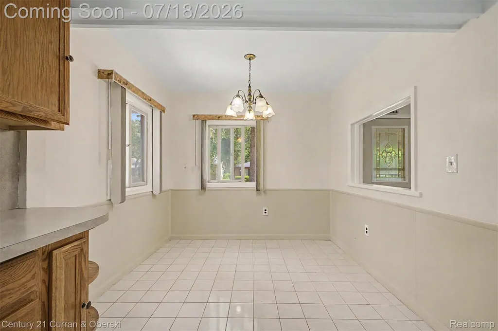 4124 Jackson Street Dearborn Heights City MI 48125