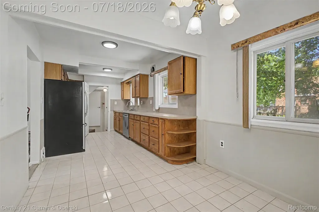 4124 Jackson Street Dearborn Heights City MI 48125