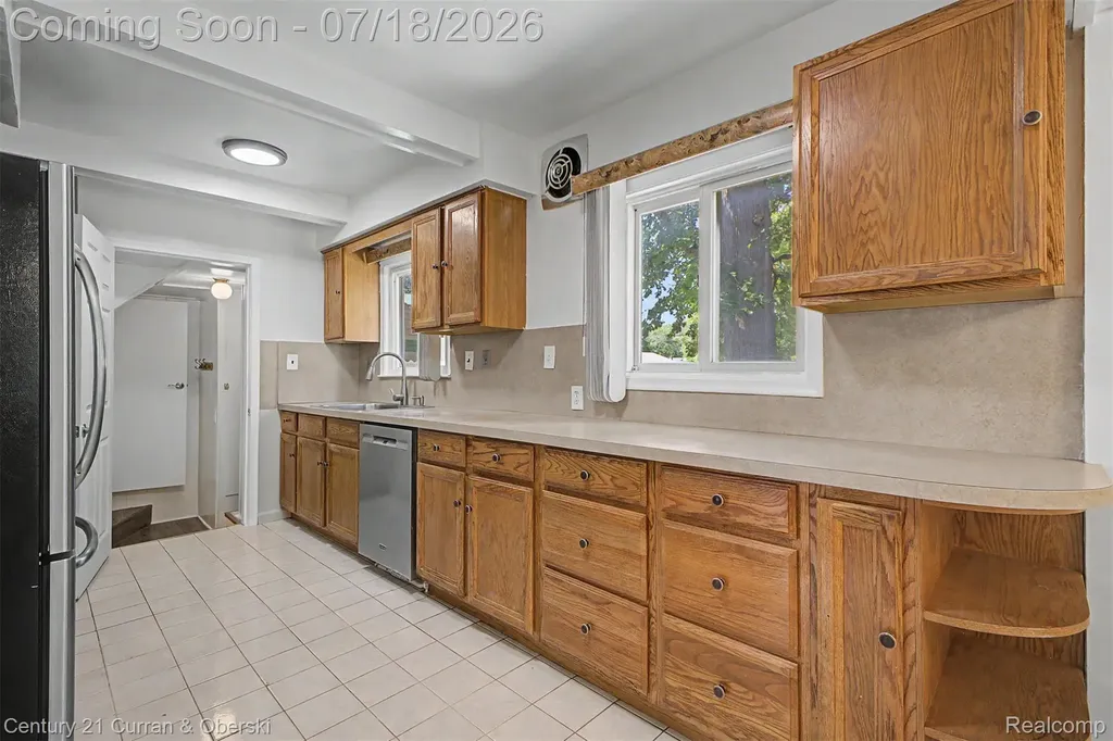 4124 Jackson Street Dearborn Heights City MI 48125