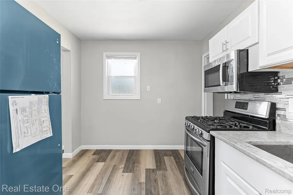 1539 Oconnor Avenue Lincoln Park City MI 48146