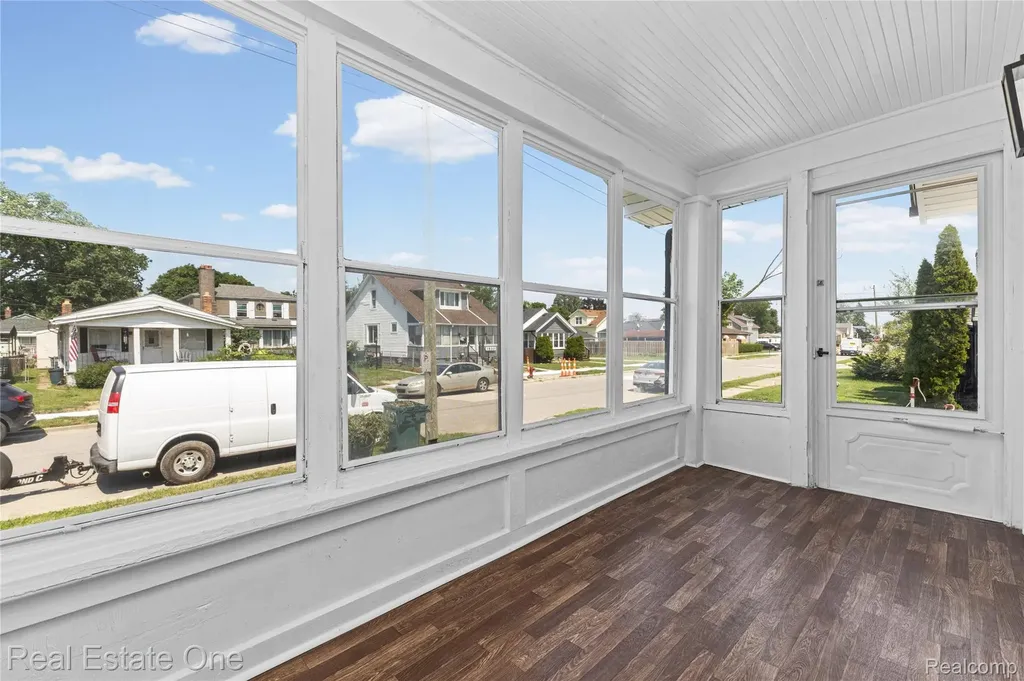1539 Oconnor Avenue Lincoln Park City MI 48146