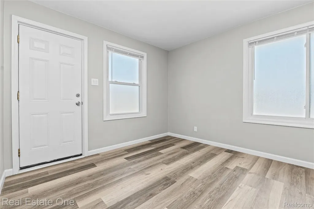 1539 Oconnor Avenue Lincoln Park City MI 48146