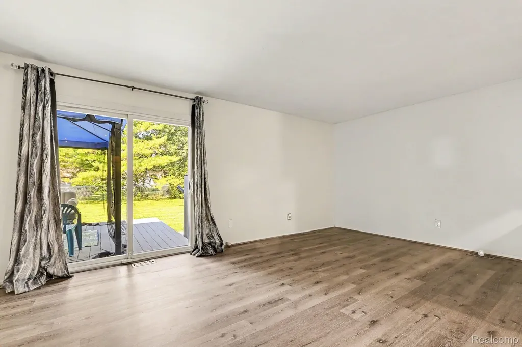 5540 New Meadow Drive Ypsilanti Charter Township MI 48197