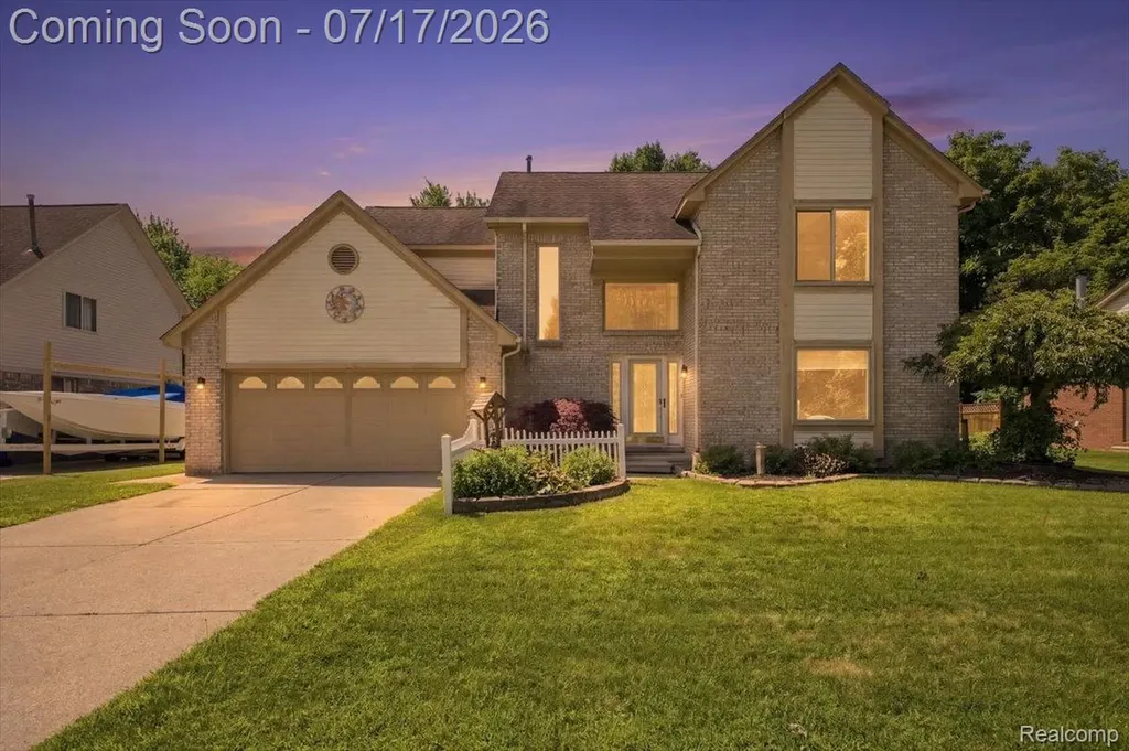 28108 Ruby Court Chesterfield Township MI 48047