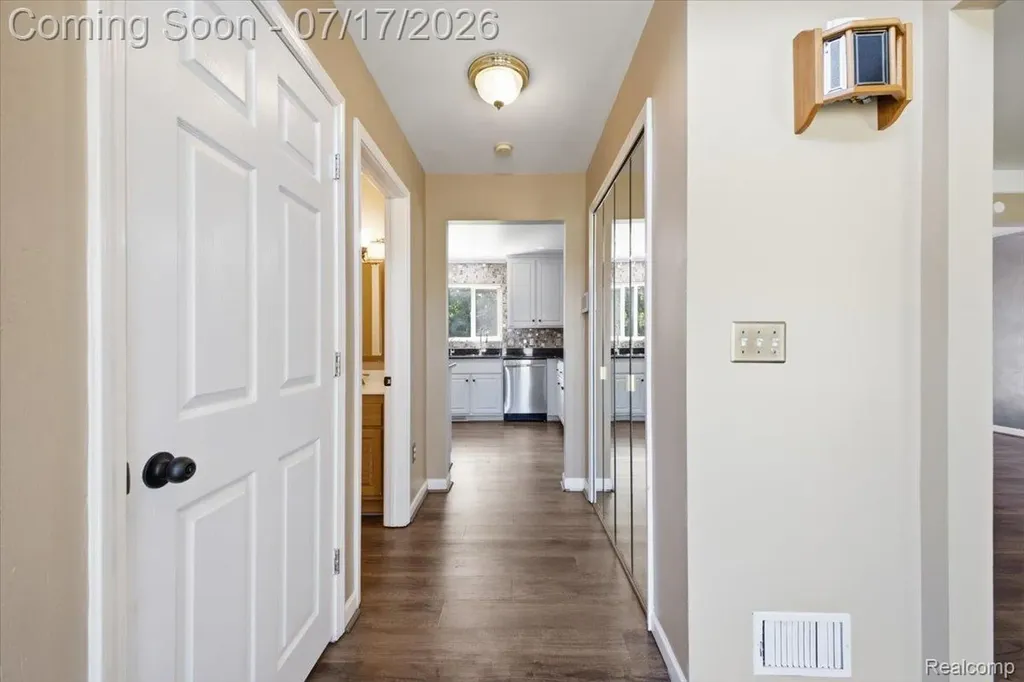 28108 Ruby Court Chesterfield Township MI 48047