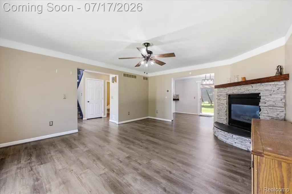 28108 Ruby Court Chesterfield Township MI 48047
