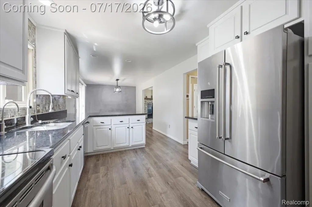 28108 Ruby Court Chesterfield Township MI 48047