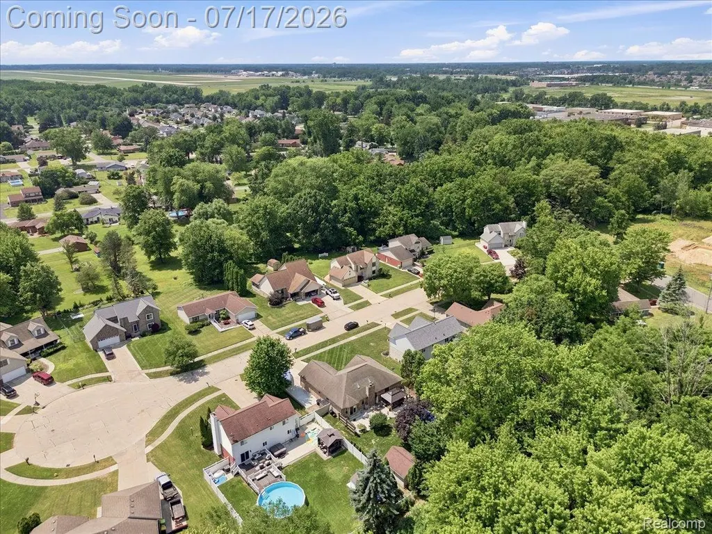 28108 Ruby Court Chesterfield Township MI 48047