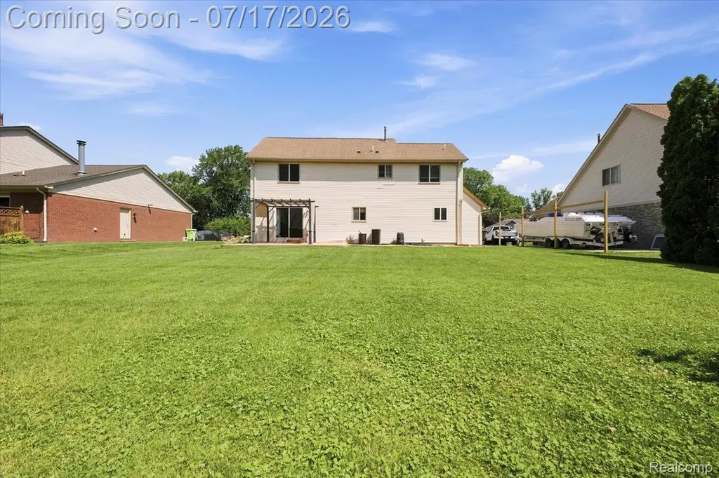 28108 Ruby Court Chesterfield Township MI 48047