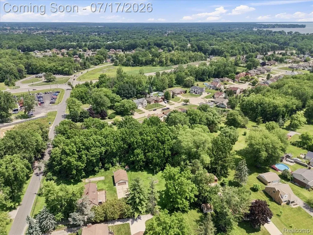 28108 Ruby Court Chesterfield Township MI 48047