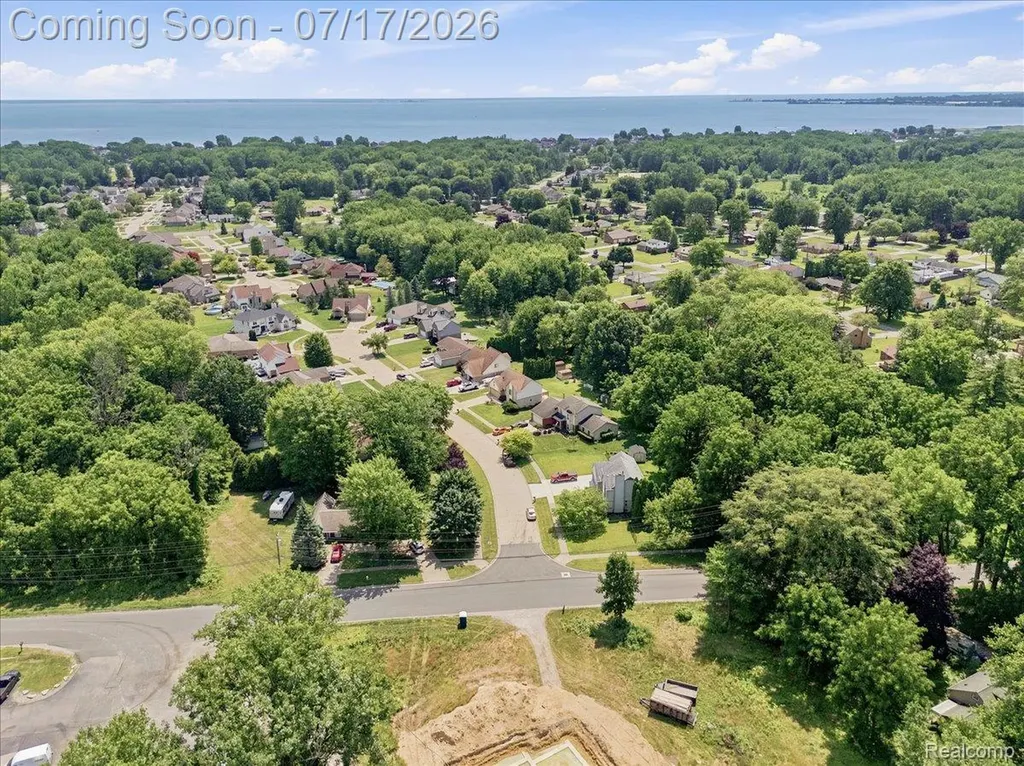 28108 Ruby Court Chesterfield Township MI 48047