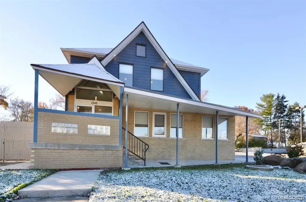 2349 Washtenaw Road Ypsilanti Charter Township MI 48197
