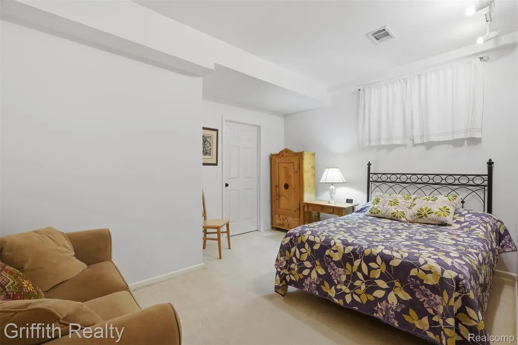 4605 Villa France Drive Genoa Township MI 48116