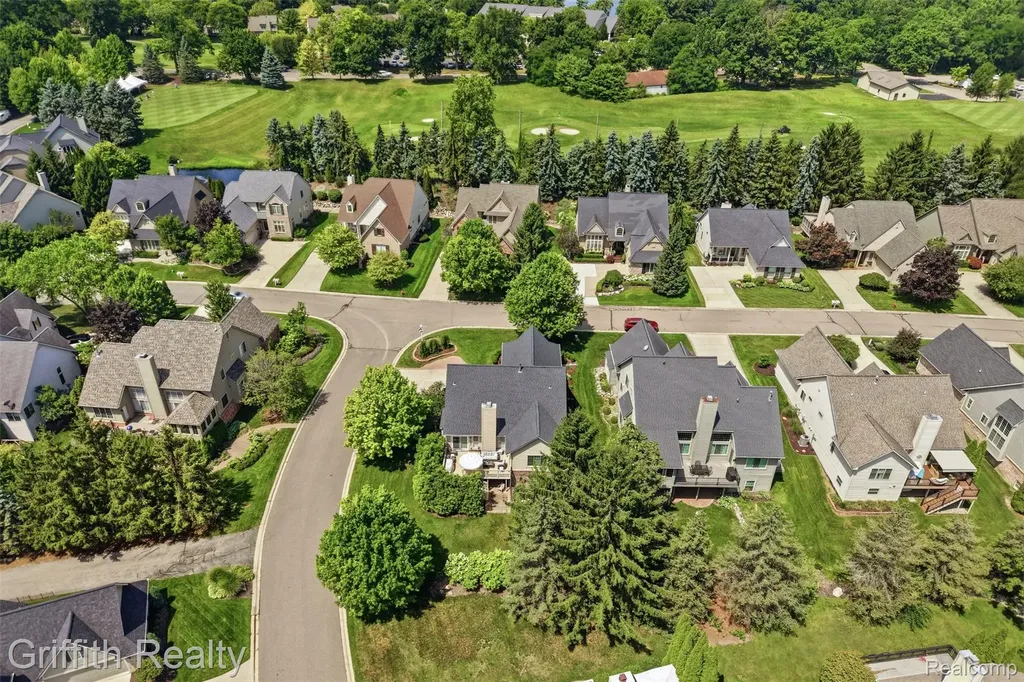 4605 Villa France Drive Genoa Township MI 48116