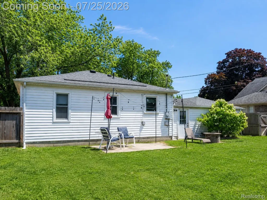 1597 Sunset Street Frenchtown Township MI 48162