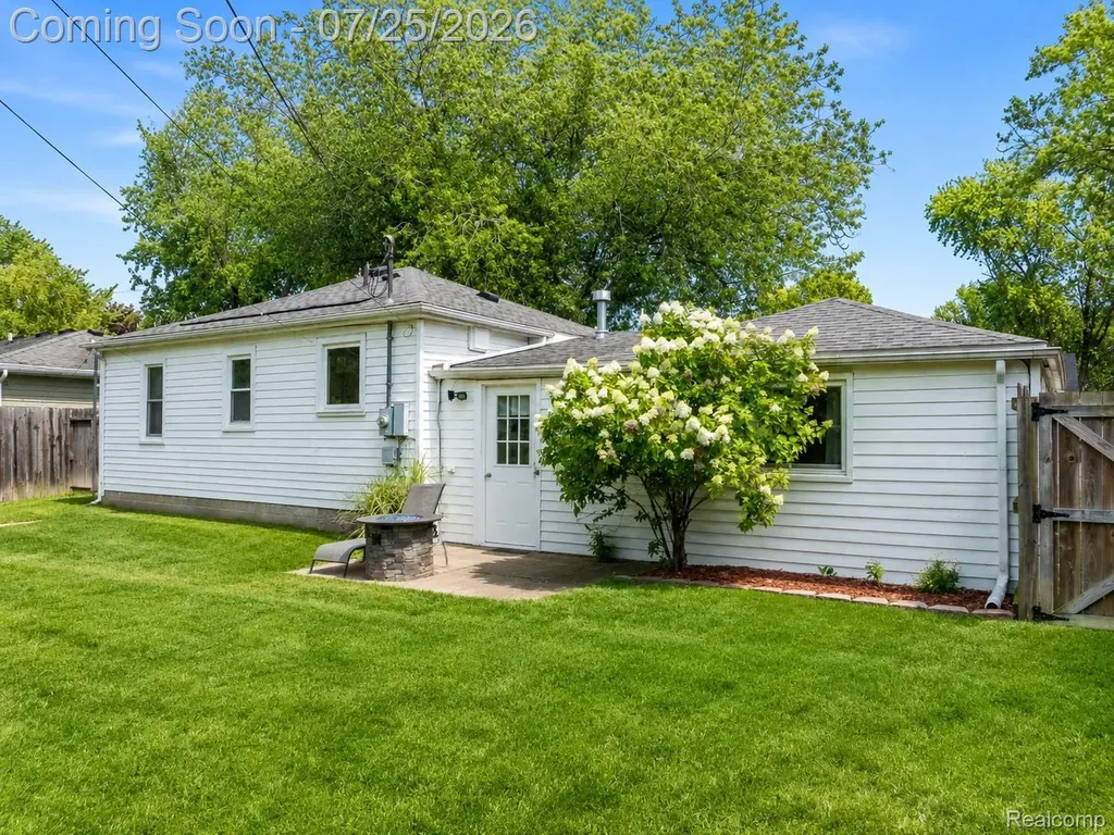 1597 Sunset Street Frenchtown Township MI 48162