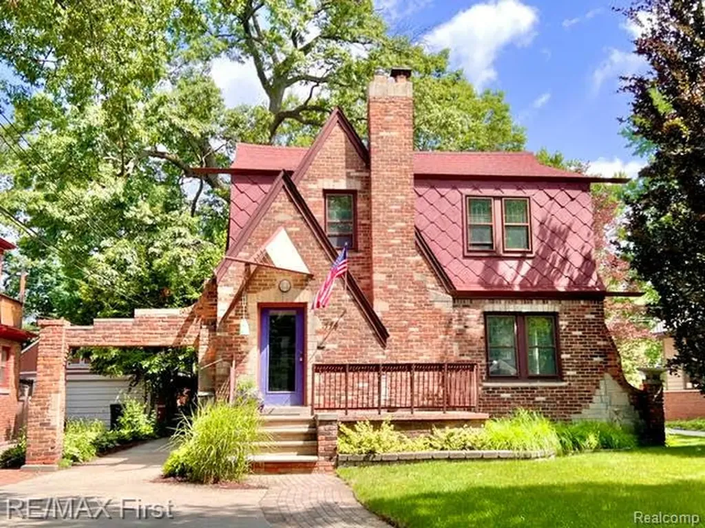 774 W Oakridge Street Ferndale City MI 48220