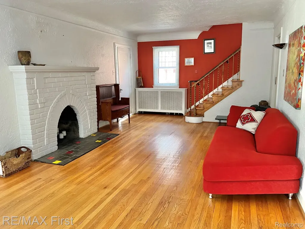 774 W Oakridge Street Ferndale City MI 48220