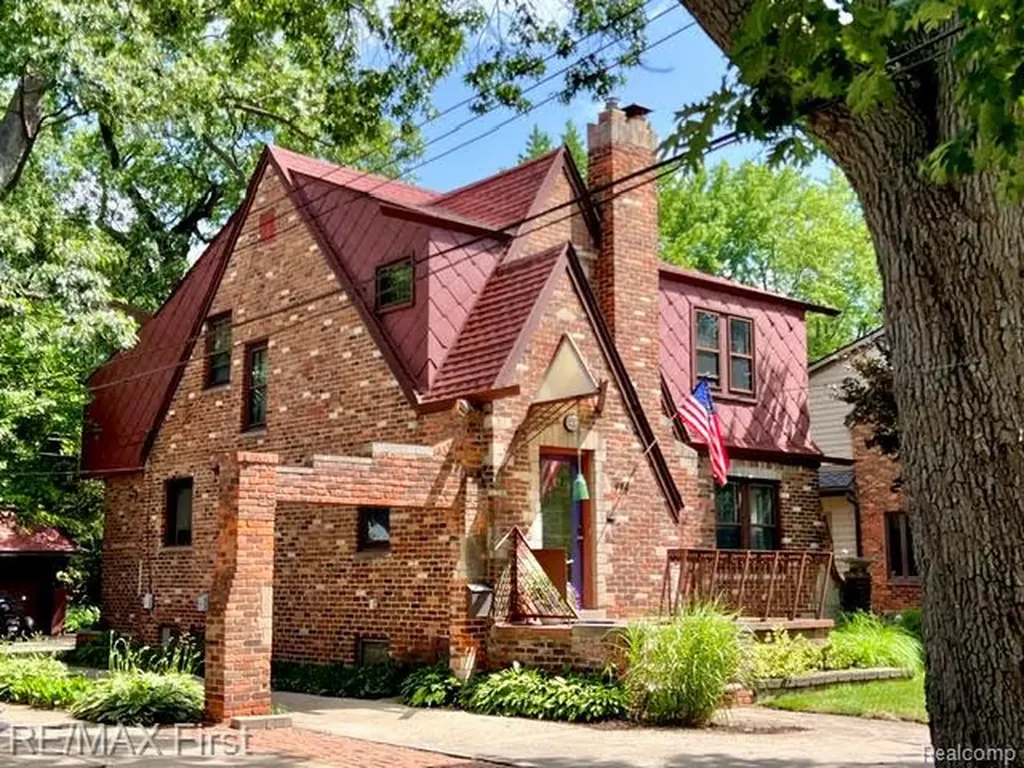 774 W Oakridge Street Ferndale City MI 48220