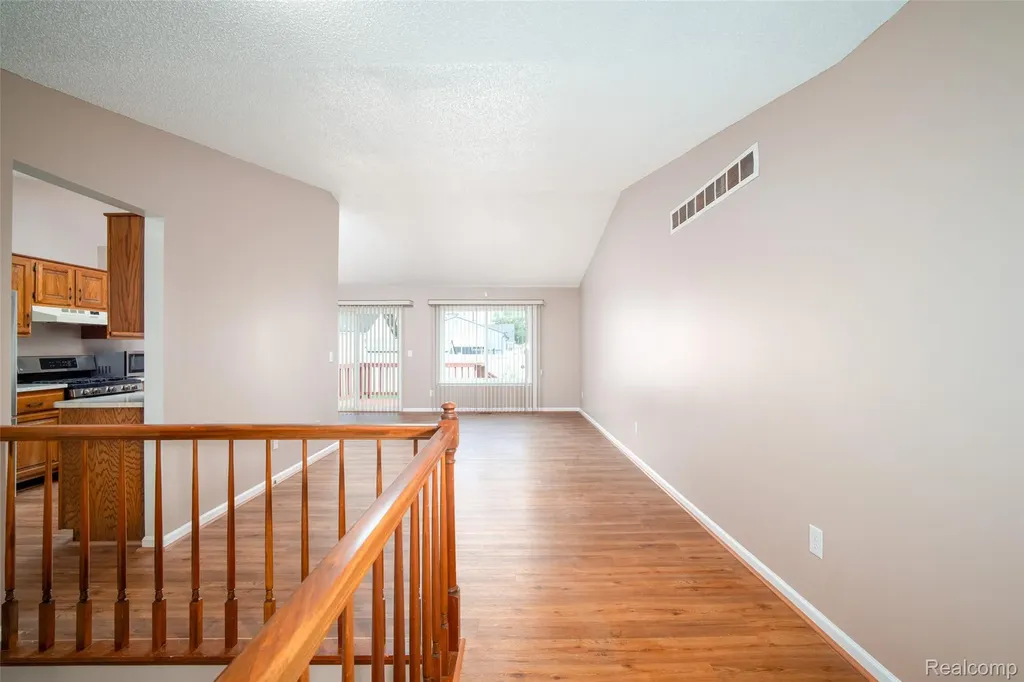 14810 Paris Court Allen Park City MI 48101