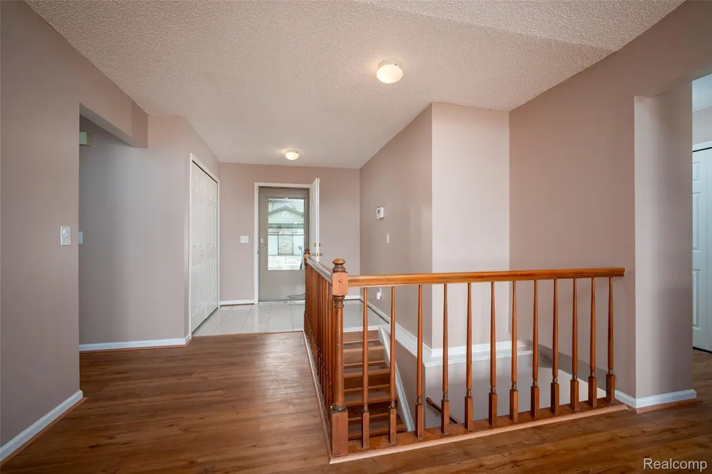 14810 Paris Court Allen Park City MI 48101