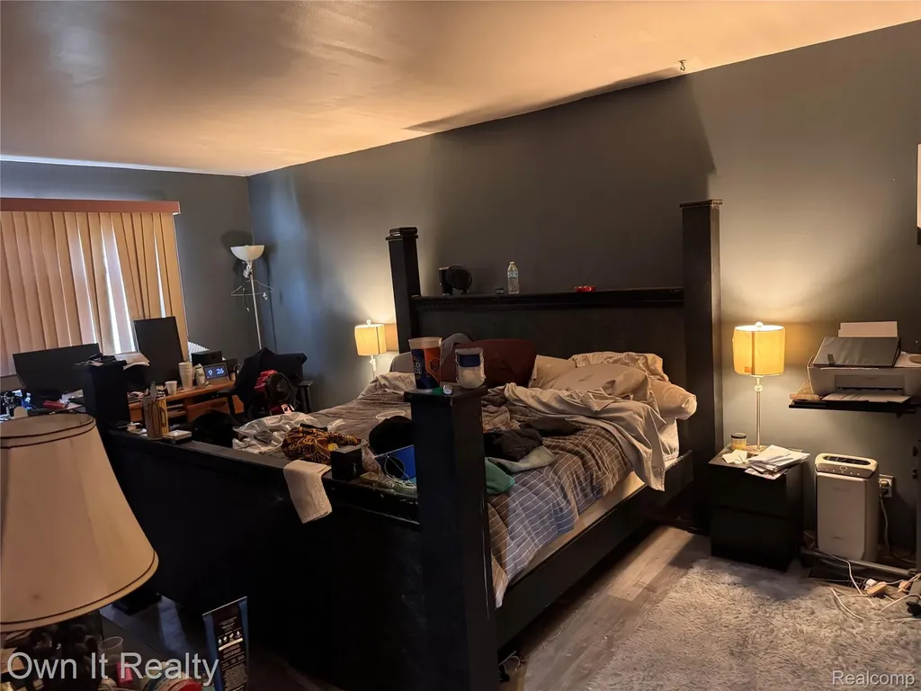 30072 Cherry Hill Road Garden City City MI 48135