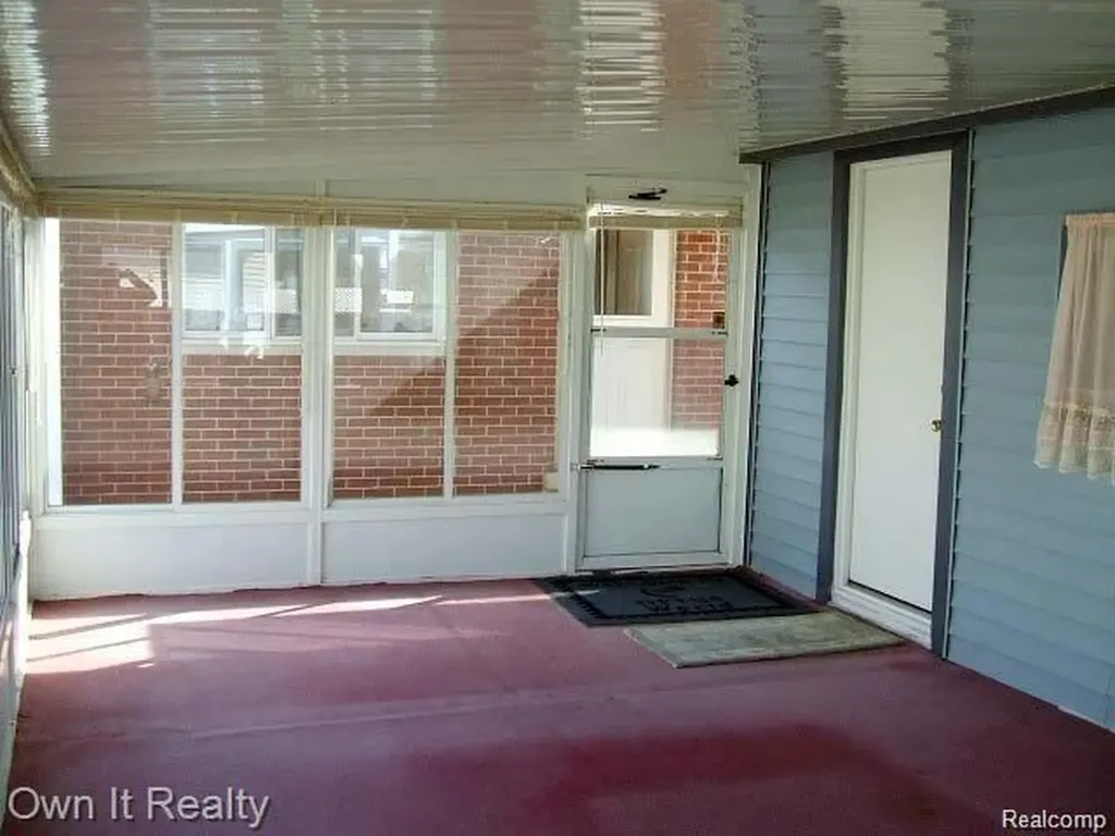 30072 Cherry Hill Road Garden City City MI 48135
