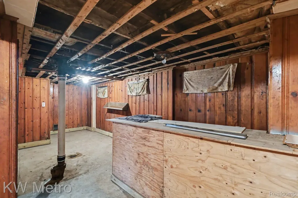 6345 Whitehead Street Detroit City MI 48210