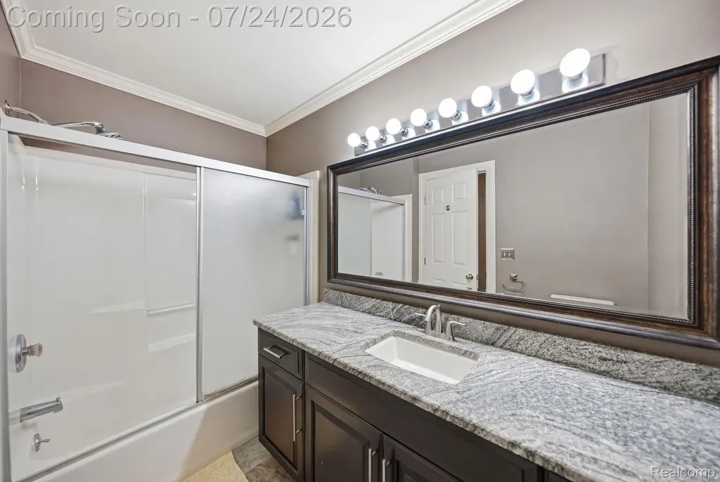 29375 Maurice Court Chesterfield Township MI 48047