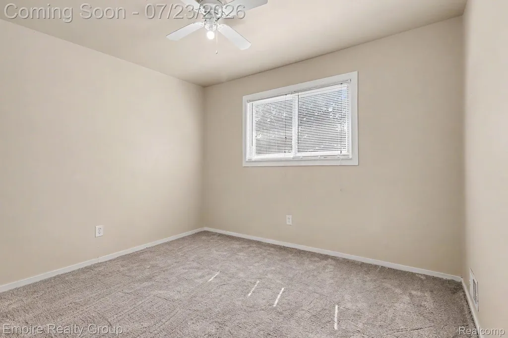 15819 Kerstyn Street Taylor City MI 48180
