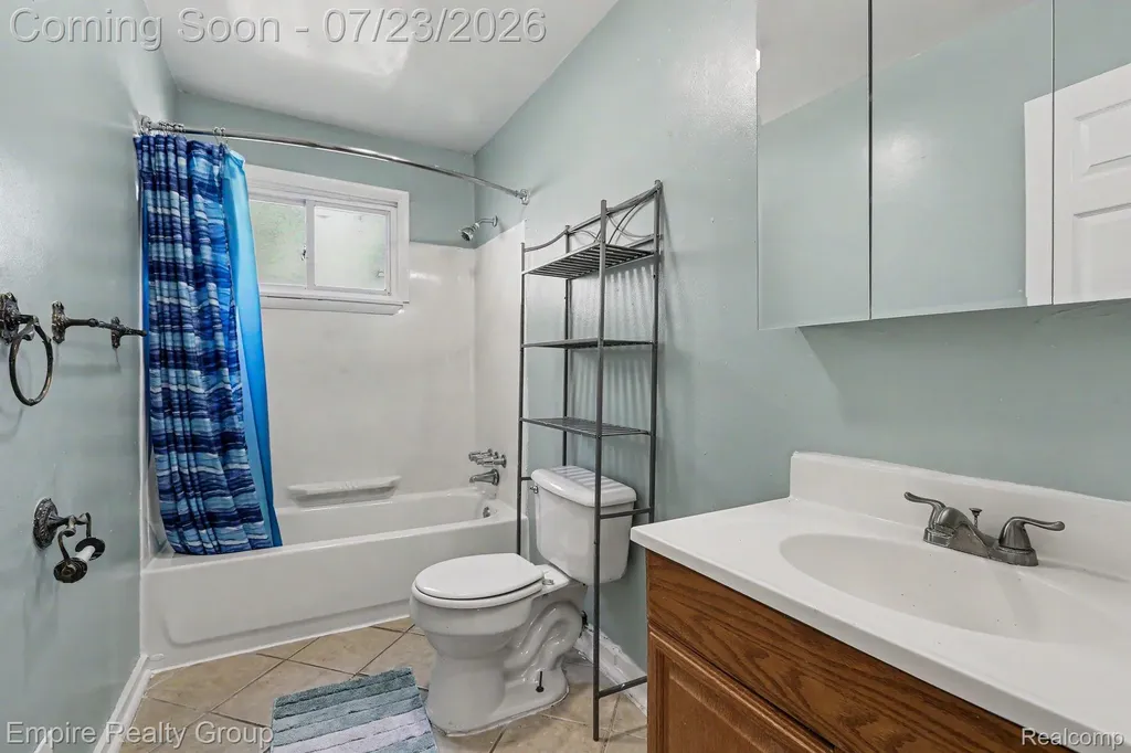 15819 Kerstyn Street Taylor City MI 48180