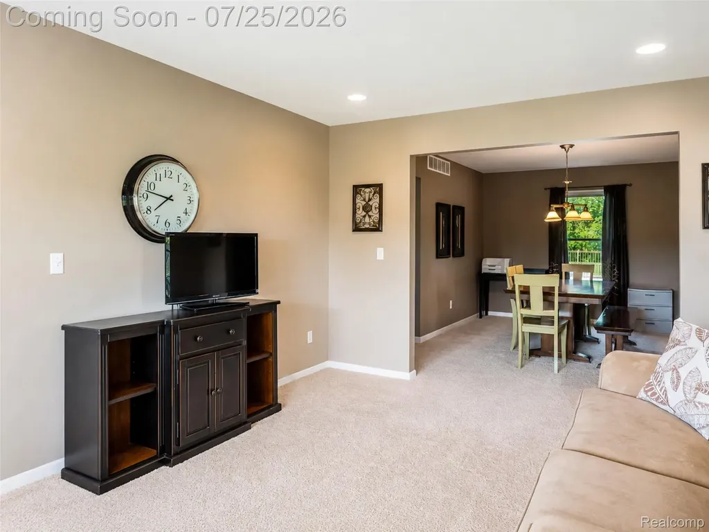 5734 Katz Farm Court Saline City MI 48176