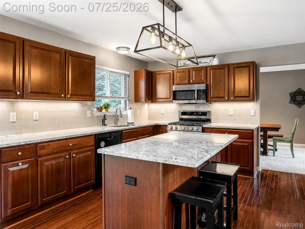 5734 Katz Farm Court Saline City MI 48176